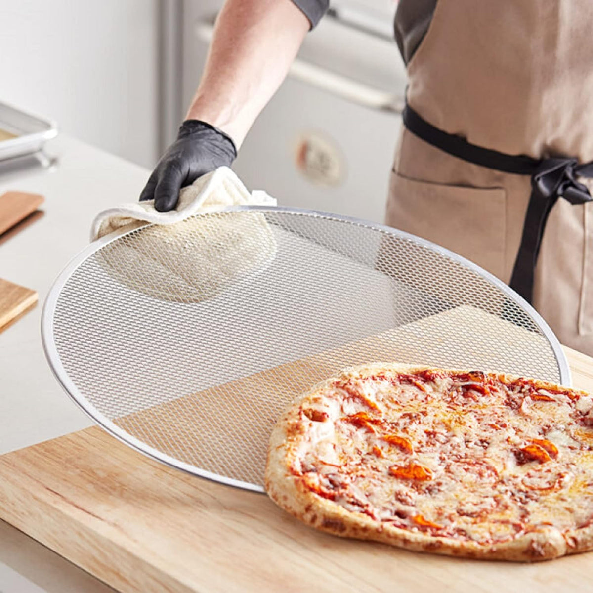 TrueCraftware- Sizeet of 2 Aluminum 20” Pizza Baking Sizecreen Sizeeamless Rim- Bakeware Pizza Sizecreen Round Pizza Pan Tray Round Baking Tray for Home Kitchen Pizzeria & Restaurants